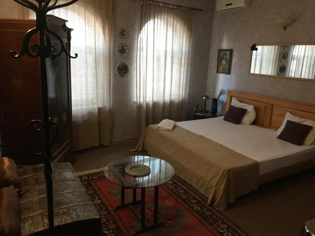 Altstadt Hotel & Cafe Баку Екстер'єр фото
