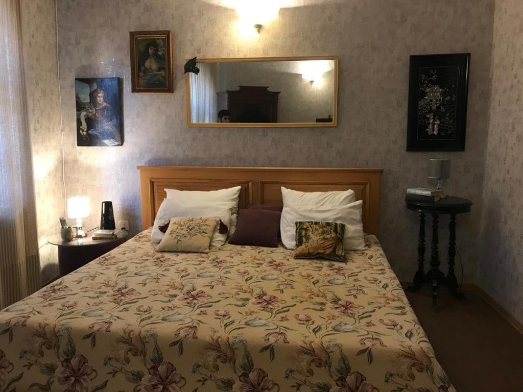 Altstadt Hotel & Cafe Баку Екстер'єр фото