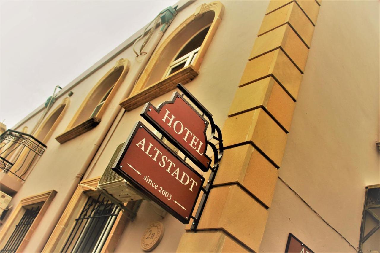 Altstadt Hotel & Cafe Баку Екстер'єр фото